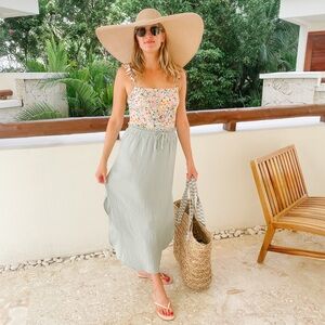 BB Dakota Light Gray Midi Skirt